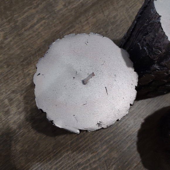 Festive tree bark textured candles, silver color, unburned - Picture 4 of 10